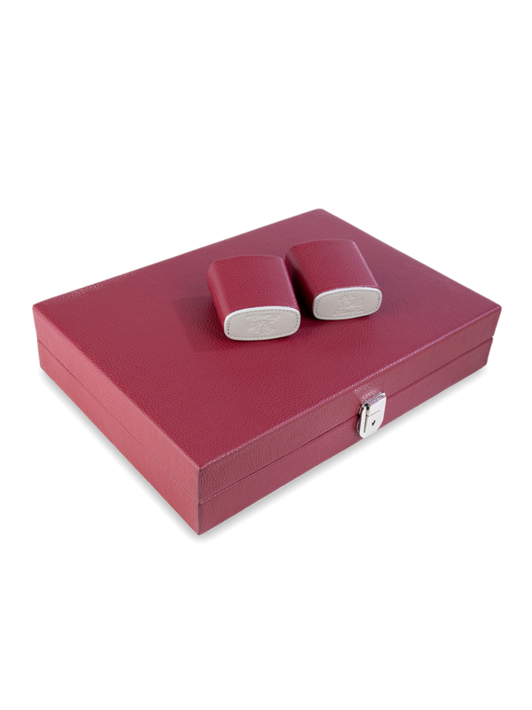 لعبة طاولة من جلد الجاموس