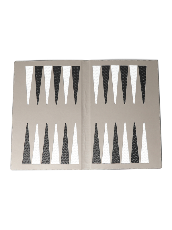 لعبة طاولة بتأثير جلد الحقائب الفاخرة