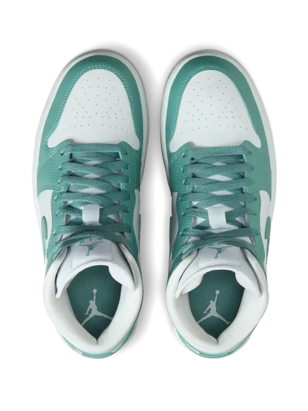 /original/BQ6472-W_JORD_White_Cann_5.png_convert-600x800