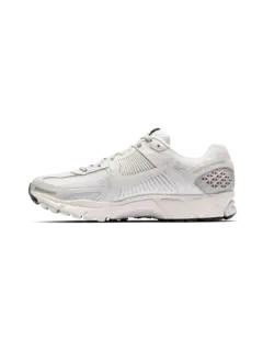 /original/BV1358-M_NIKE_Vast Grey_4.png_convert-240x320