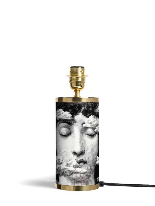 /original/C05X139_FORN_Blackwhite_3.png_convert-600x800