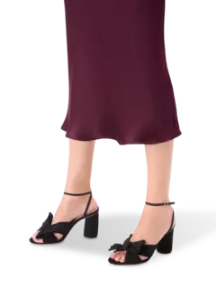 /original/CAMELLIA_LORA_Black_2.png_convert-240x320