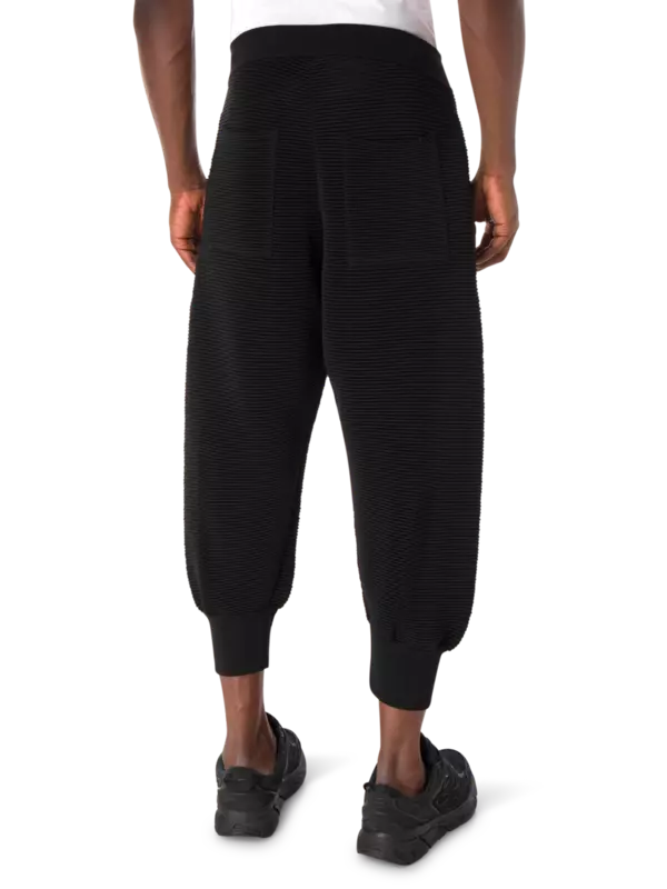 /original/CF006KF065_CFCL_Black 02_3.png_convert-600x800