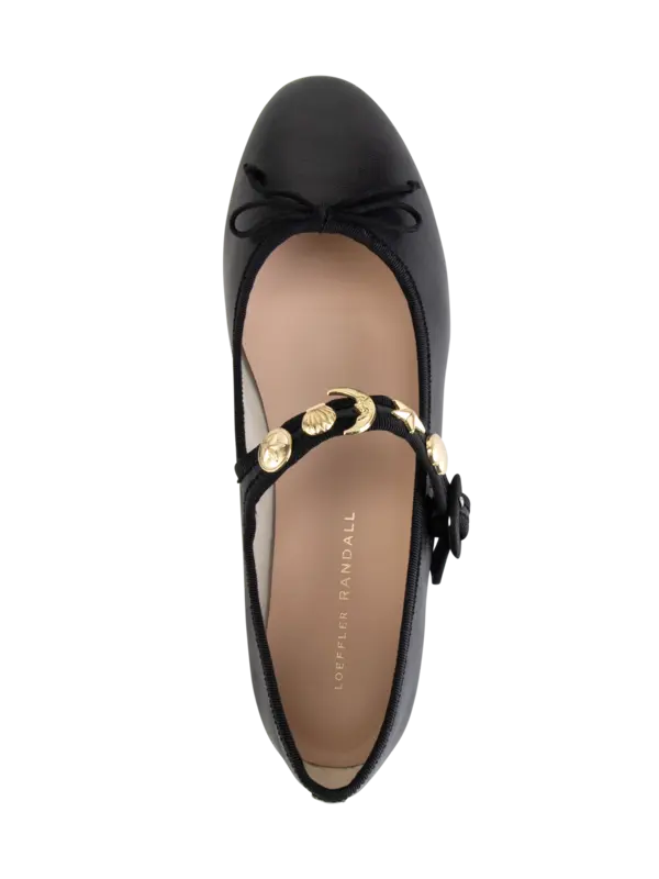 /original/CHIARA_LORA_Black_5.png_convert-600x800