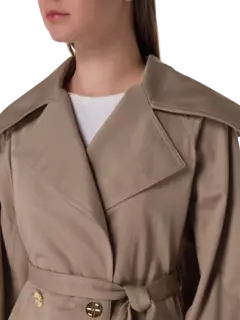 معطف واق من المطر بحزام