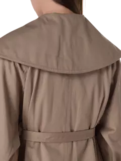 معطف واق من المطر بحزام