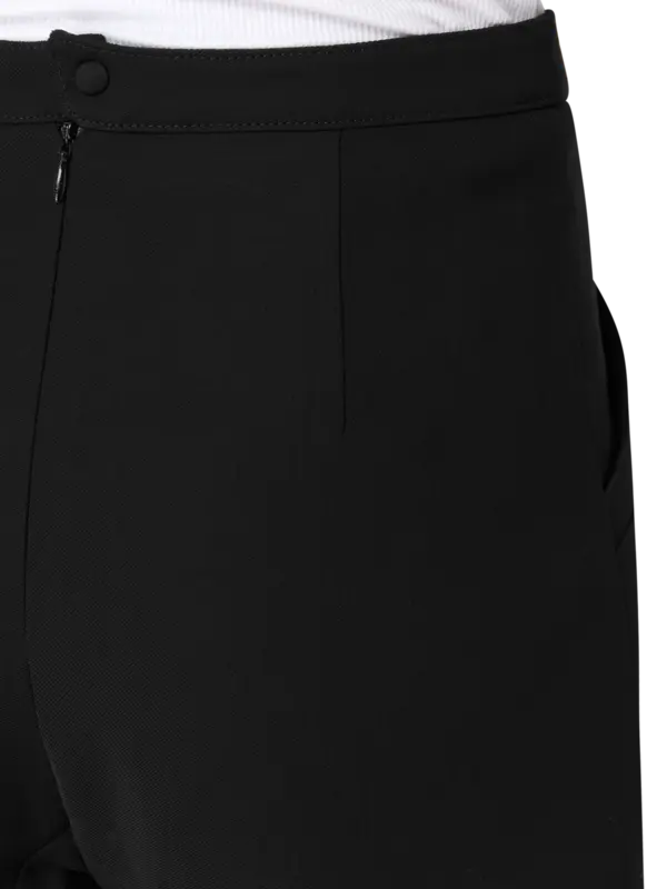 /original/COM1PA0527196_THMU_1999 Black_5.png_convert-600x800