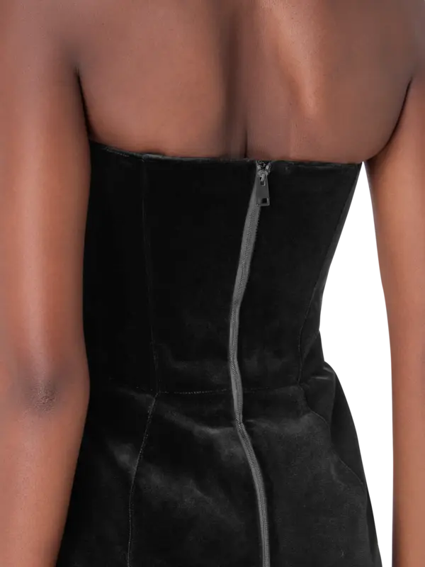 /original/COM1RO17962020_THMU_1999 Black_5.png_convert-600x800