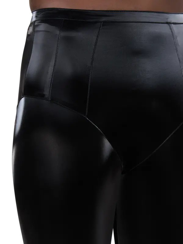 /original/COM3PA0526851_THMU_1999Black_4.png_convert-600x800