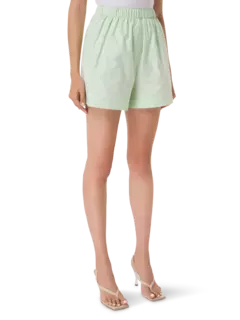 شورت كوني قصير