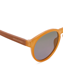 Thin-Rimmed Round Two-Tone Sunglasses