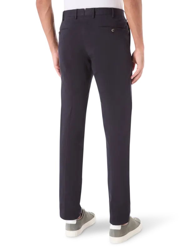 /original/COVT01Z00CL1_PTTO_Y384_3.png_convert-600x800