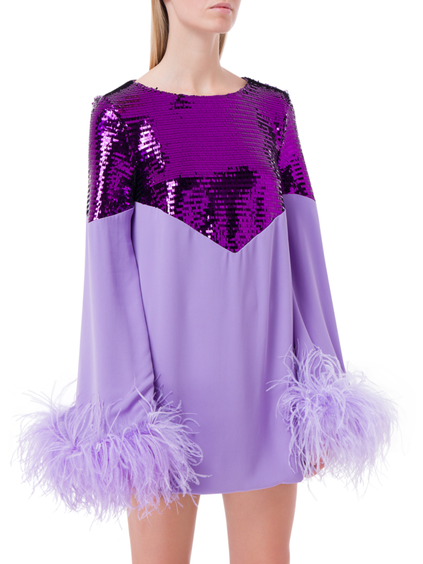 فستان قصير كرومبي بأكمام طويلة مزين بالترتر