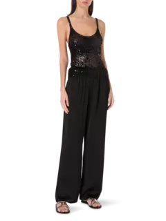 بلوزة كروشيه بدون أكمام مزينة بالترتر