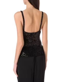 بلوزة كروشيه بدون أكمام مزينة بالترتر