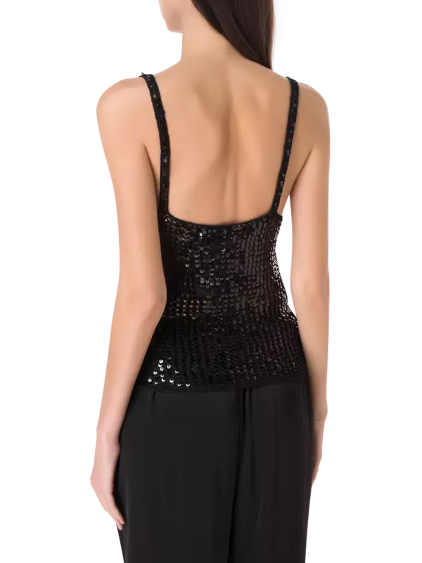 بلوزة كروشيه بدون أكمام مزينة بالترتر