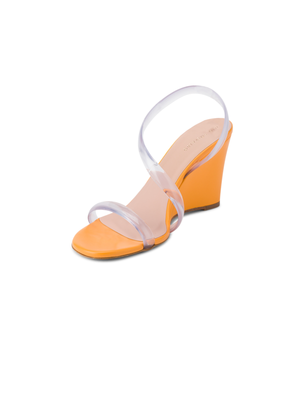 /original/Claire0001_ILIO_1500 Orang_2.png_convert-600x800