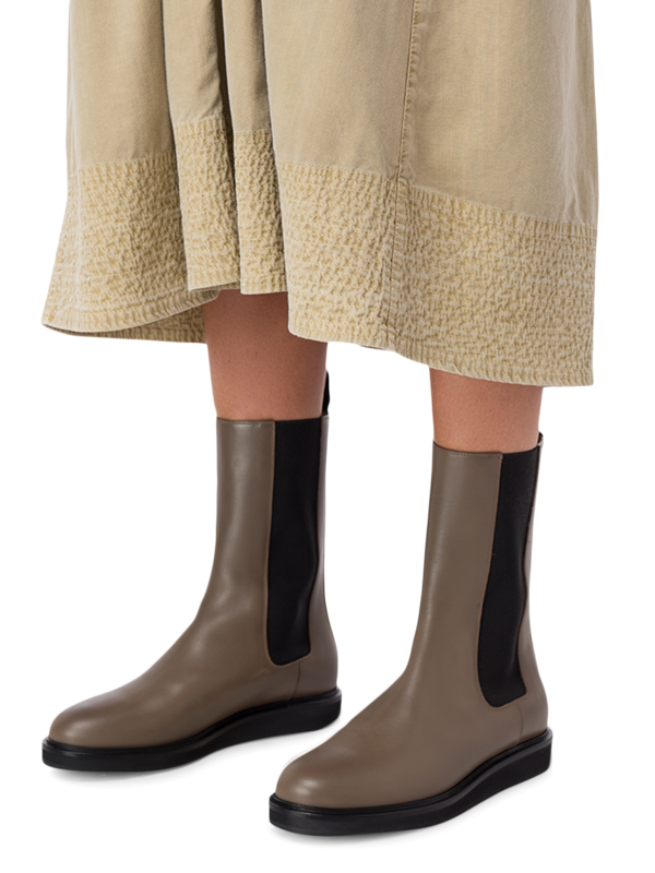 Chelsea Leather Boots