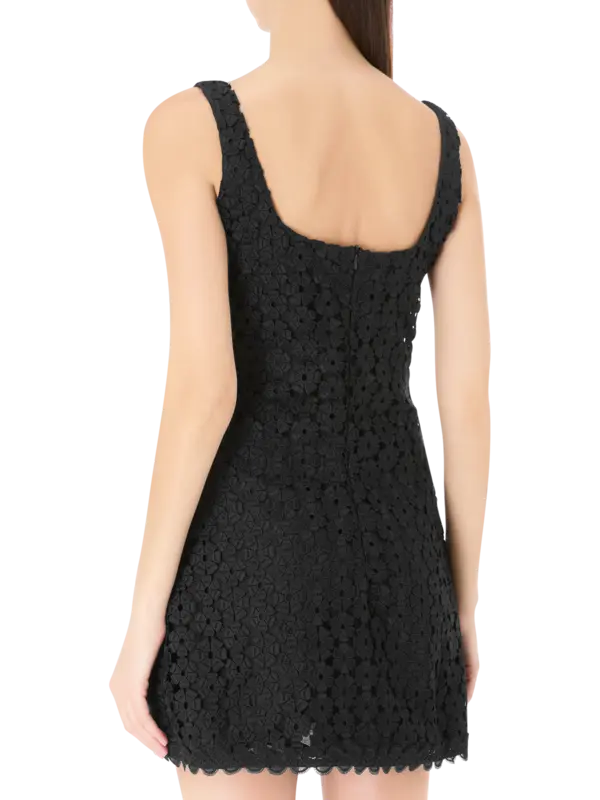 /original/D424LCF_WAIM_Black_3.png_convert-600x800