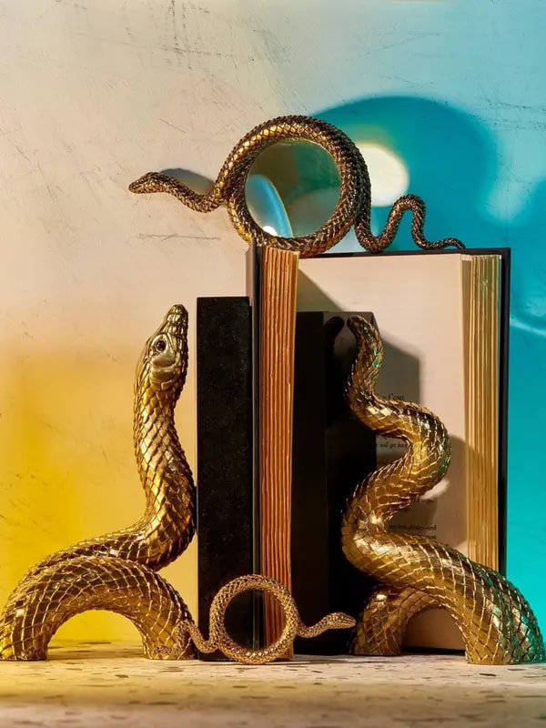 /original/DAC853_LOBJ_Gold_2.png_convert-600x800