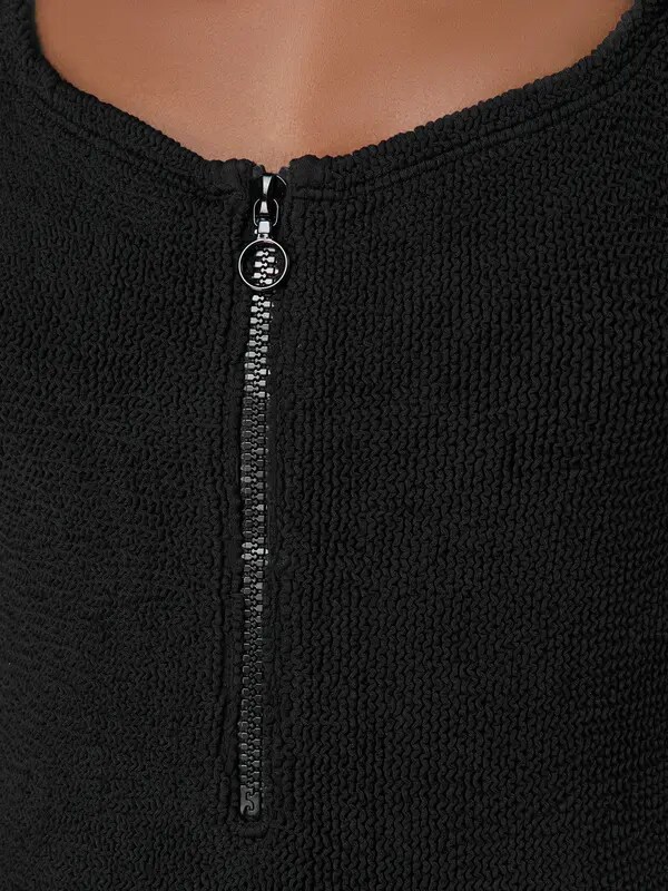 /original/DALLASSWIM_HNZA_Black_4.png_convert-600x800