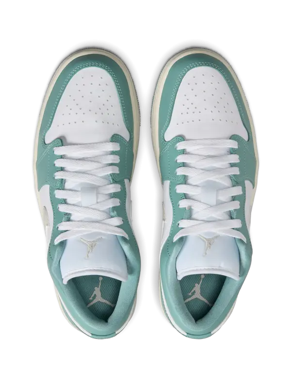 /original/DC0774-W_JORD_White_Lt O_5.png_convert-600x800