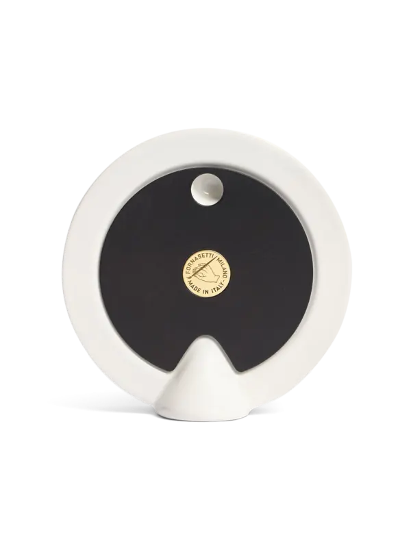 /original/DCLO02_FORN_Blackwhite_3.png_convert-600x800