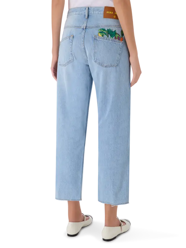 /original/DEN005A-SS25_MMKT_LIGHT WASH_3.png_convert-600x800