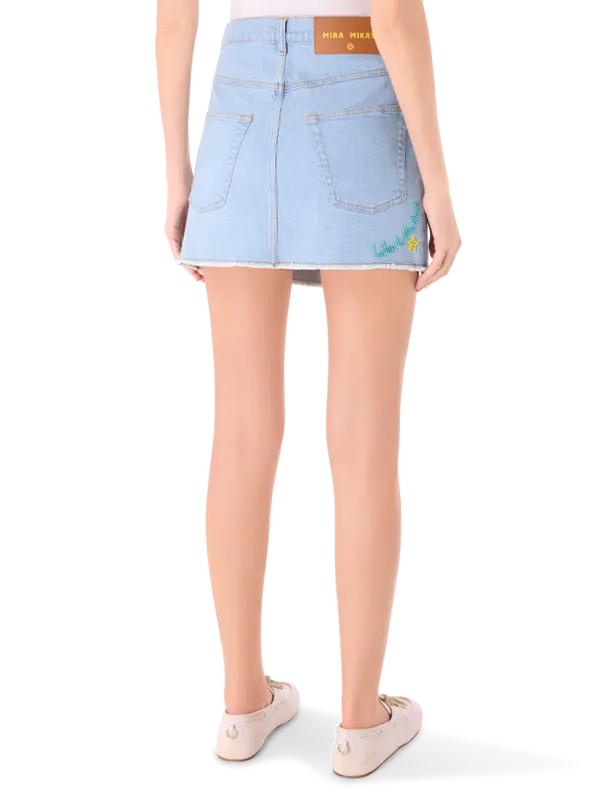 /original/DEN024B-SS25_MMKT_LIGHT WASH_3.png_convert-600x800