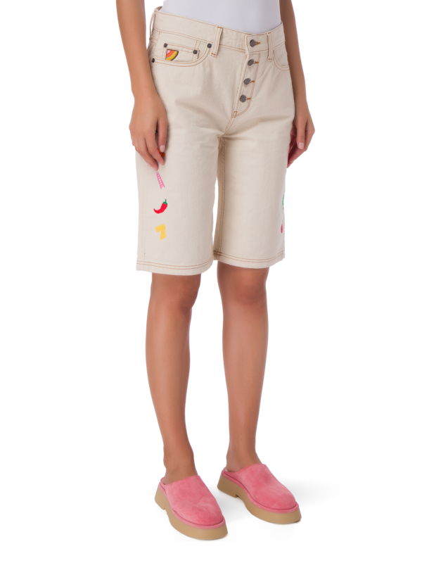 LUCKY CHARM EMBROIDERED SHORT