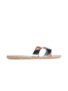 Desmos Flat Sandals