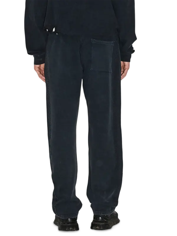 /original/DGSS26PH05_DGN_PirBlack_2.png_convert-600x800