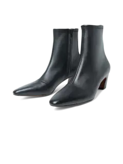 /original/DORIA_LORA_BLACK_4.png_convert-240x320