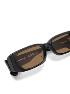 /original/DOUBLESLAP_BONN_Black Brow_5.png_convert-240x320