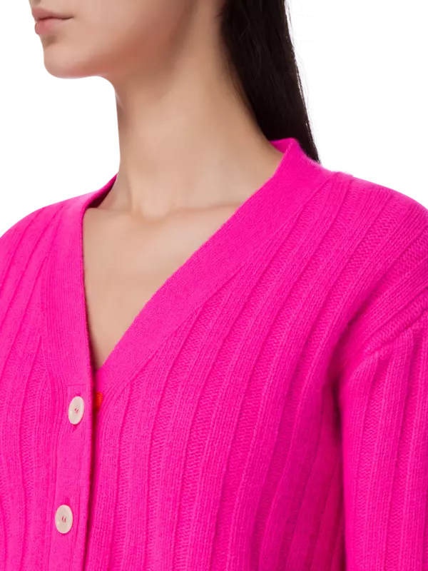 /original/DPF23CA03469829_JEJI_0829Fuschi_4.png_convert-600x800