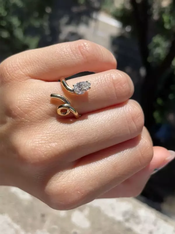 خاتم تيندريل بيبي فاين | ذهب أصفر عيار 18 قيراط