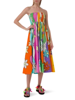 فستان بطبعة قوس قزح