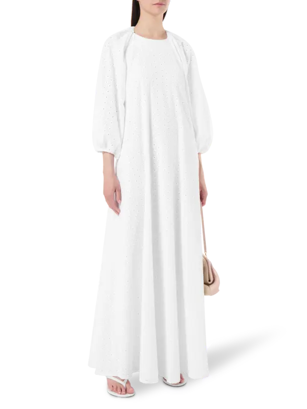 فستان طويل فران بتطريز إنجليزي