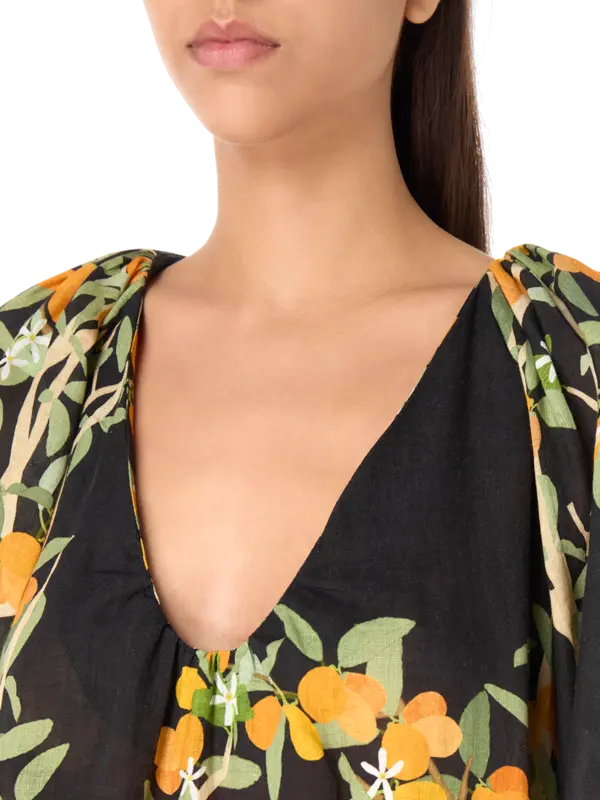 فستان طويل بطبعة زهور