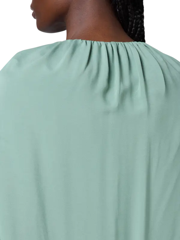 /original/DRESSGISA_BRNA_126_5.png_convert-600x800