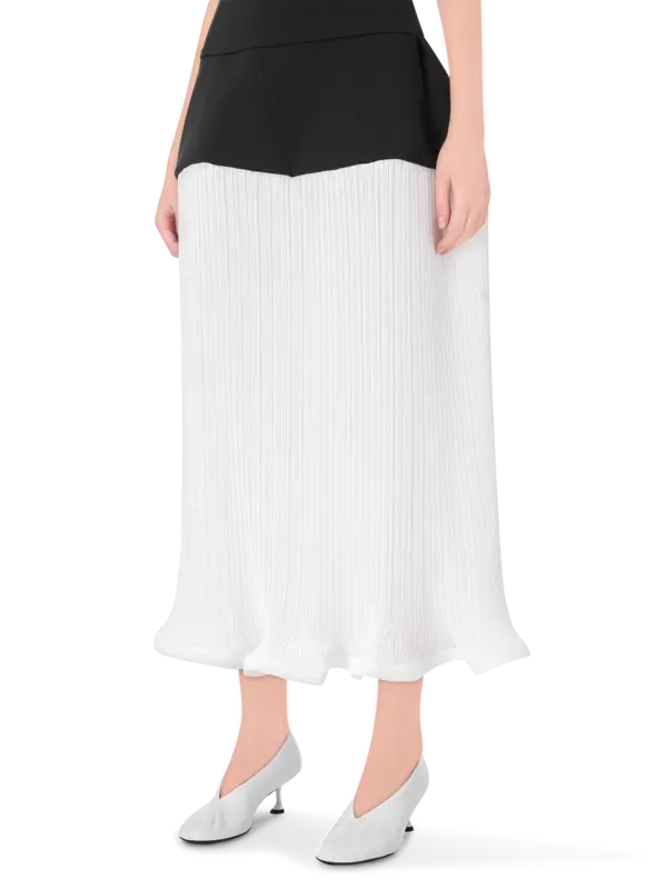 /original/DRSRR381_RORO_BlackWhite_5.png_convert-600x800