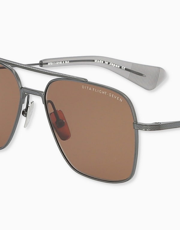 Basic brown sunglasses