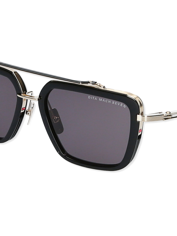 Classy square sunglasses