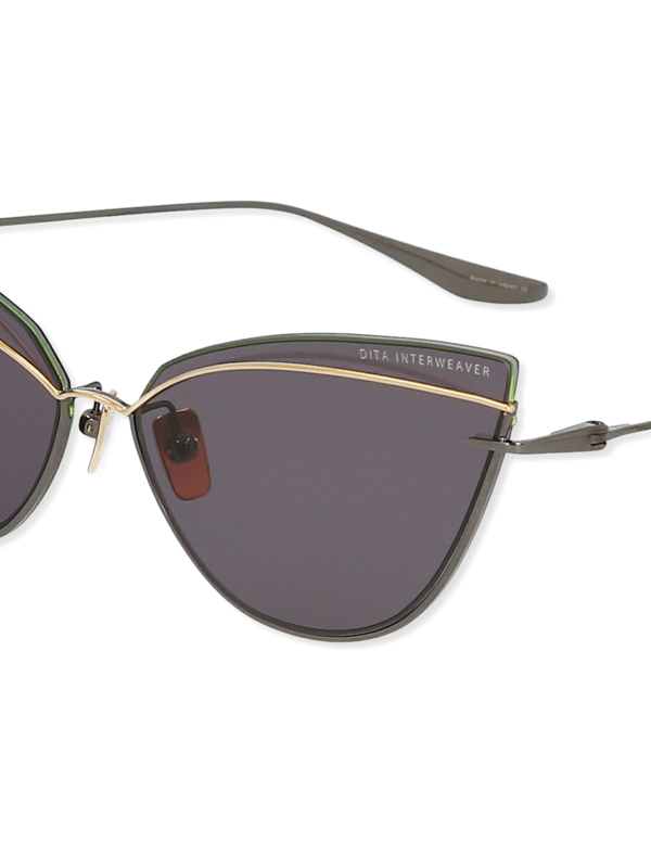 Delicate cat-eye sunglasses