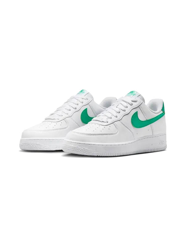 /original/DV3808-W_NIKE_White_Stad_2.png_convert-600x800