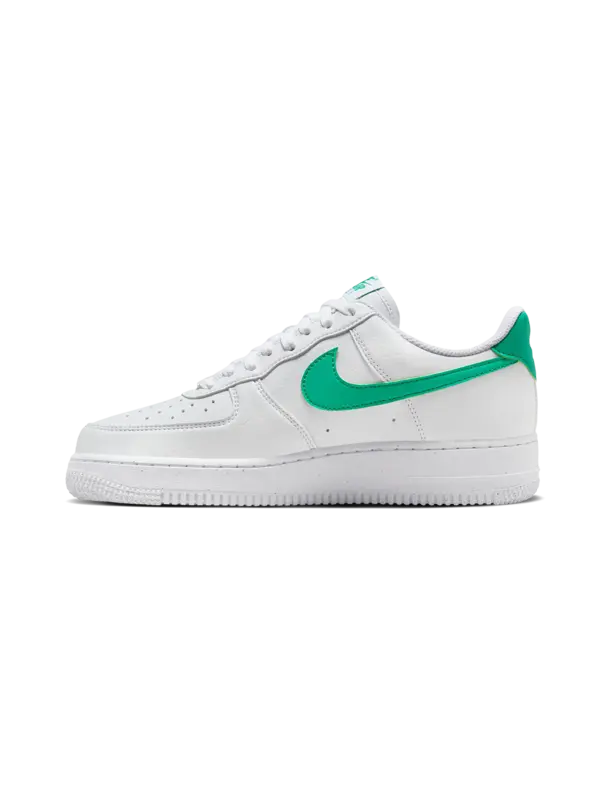/original/DV3808-W_NIKE_White_Stad_4.png_convert-600x800