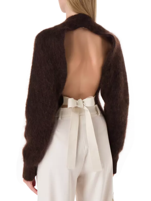 بلوزة محبوكة بدون ظهر