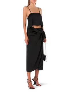 تنورة متوسطة الطول بخصر منخفض