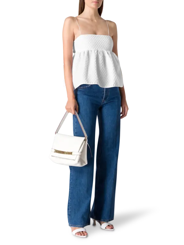 بلوزة سيلينا بلوسوم منقوشة بحمالات وحزام باجيت