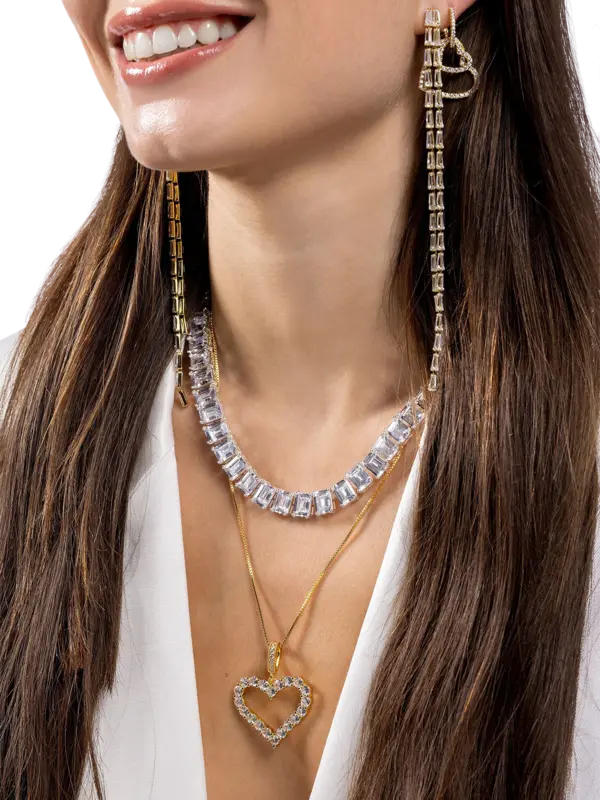 /original/ELIZABETHNECK_CONS_Clear_2.png_convert-600x800